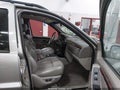 2000 Jeep Grand Cherokee — photo 5 of 16 | VIN 1J4GW58N5YC247383
