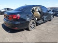 2017 Volkswagen Jetta — photo 4 of 15 | VIN 3VWDB7AJ7HM253592