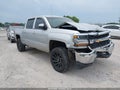 2018 Chevrolet Silverado 1500 — photo 1 of 16 | VIN 3GCUKREC0JG501907