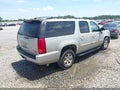 2007 GMC Yukon XL — photo 4 of 17 | VIN 1GKFC16J07J223302