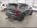 2021 Kia Sorento — photo 4 of 17 | VIN 5XYRLDLC5MG049139