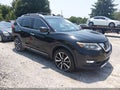 2017 Nissan Rogue — photo 1 of 17 | VIN JN8AT2MT1HW151955