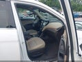2018 Hyundai Santa Fe — photo 5 of 18 | VIN 5XYZWDLA3JG529682
