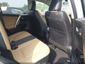 2017 Toyota RAV4 — photo 8 of 17 | VIN JTMDFREV4HJ154645