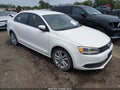 2013 Volkswagen Jetta — photo 1 of 16 | VIN 3VWLL7AJ3DM398468
