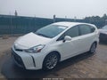2017 Toyota Prius V — photo 2 of 17 | VIN JTDZN3EUXHJ064607