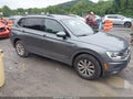 2018 Volkswagen Tiguan — photo 1 of 16 | VIN 3VV1B7AXXJM034157