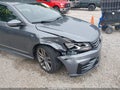 2017 Volkswagen Passat — photo 6 of 18 | VIN 1VWDT7A30HC061091