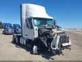 2016 Volvo VN — photo 1 of 14 | VIN 4V4NC9EH6GN968427
