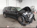2018 Chevrolet Traverse — photo 1 of 16 | VIN 1GNEVGKW2JJ112044