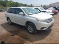 2012 Toyota Highlander — photo 1 of 16 | VIN 5TDBK3EH8CS146361