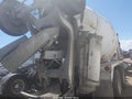 2004 Kenworth Construction — photo 3 of 10 | VIN 1NKWL00X04R056342