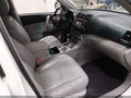 2013 Toyota Highlander — photo 5 of 20 | VIN 5TDBK3EHXDS275011