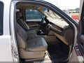 2010 GMC Yukon XL — photo 5 of 16 | VIN 1GKUKKE33AR203623