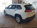 2015 Jeep Cherokee — photo 3 of 16 | VIN 1C4PJMAB9FW607152