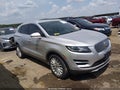 2019 Lincoln MKC — photo 14 of 17 | VIN 5LMCJ1C92KUL44797
