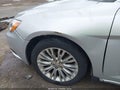 2012 Chrysler 200 — photo 20 of 22 | VIN 1C3CCBCB1CN330044