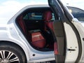 2014 Chrysler 300 — photo 8 of 16 | VIN 2C3CCABG8EH157030