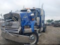 2000 Kenworth Construction — photo 2 of 16 | VIN 1XKWDR9X5YJ861736