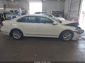 2017 Volkswagen Passat — photo 14 of 17 | VIN 1VWAT7A37HC086251