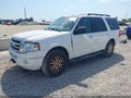 2014 Ford Expedition — photo 2 of 15 | VIN 1FMJU1J52EEF04998