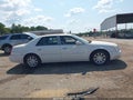 2008 Cadillac DTS — photo 13 of 16 | VIN 1G6KD57Y28U127622