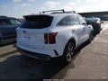 2021 Kia Sorento — photo 4 of 16 | VIN 5XYRL4LC3MG052685