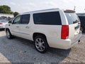 2008 Cadillac Escalade ESV — photo 3 of 11 | VIN 1GYFK66868R122965