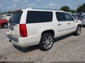 2008 Cadillac Escalade ESV — photo 4 of 11 | VIN 1GYFK66868R122965