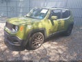 2016 Jeep Renegade — photo 2 of 11 | VIN ZACCJABW6GPD18159