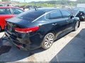 2018 Kia Optima — photo 4 of 19 | VIN 5XXGU4L37JG187320