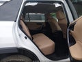 2021 Toyota RAV4 — photo 8 of 19 | VIN 2T3H1RFV0MC124988