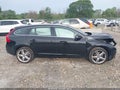 2017 Volvo V60 — photo 14 of 17 | VIN YV140MEK0H1346990