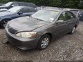2003 Toyota Camry — photo 2 of 11 | VIN 4T1BE32K33U683668