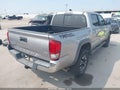 2017 Toyota Tacoma — photo 4 of 18 | VIN 3TMAZ5CN3HM043674