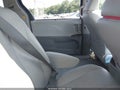 2013 Toyota Sienna — photo 8 of 16 | VIN 5TDYK3DC1DS305836