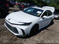 2025 Toyota Camry — photo 2 of 17 | VIN 4T1DAACK8SU644869