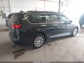 2017 Chrysler Pacifica — photo 4 of 16 | VIN 2C4RC1BG4HR517186