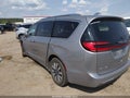 2021 Chrysler Pacifica — photo 14 of 16 | VIN 2C4RC1BG9MR513063