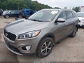 2017 Kia Sorento — photo 2 of 16 | VIN 5XYPHDA12HG278359