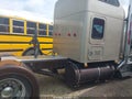 2000 Kenworth Construction — photo 13 of 17 | VIN 1XKWDB9X6YR854707