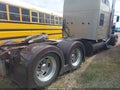 2000 Kenworth Construction — photo 4 of 17 | VIN 1XKWDB9X6YR854707