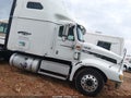 2007 International 9000-Series — photo 1 of 15 | VIN 2HSCNAPR17C393266