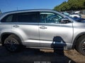 2017 Toyota Highlander — photo 12 of 15 | VIN 5TDJZRFHXHS371560