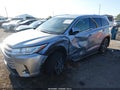 2017 Toyota Highlander — photo 6 of 15 | VIN 5TDJZRFHXHS371560