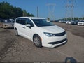 2020 Chrysler Voyager — photo 1 of 16 | VIN 2C4RC1AG4LR210112