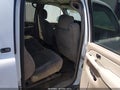 2002 Chevrolet Suburban 1500 — photo 8 of 16 | VIN 1GNEC16Z32J108948
