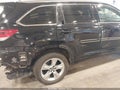2017 Toyota Highlander — photo 19 of 21 | VIN 5TDDZRFH6HS358320