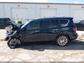 2015 Infiniti QX80 — photo 15 of 17 | VIN JN8AZ2NC8F9370923