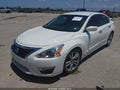 2015 Nissan Altima — photo 2 of 11 | VIN 1N4AL3AP1FN398152